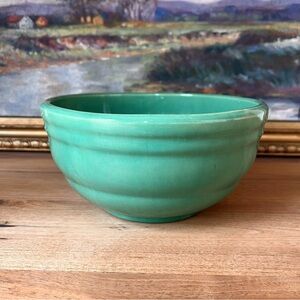 Early Pfaltzgraff Pottery Bowl